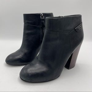 Tory Burch Women’s Black Patent Leather Wood Heeled Ankle Booties Size 6.5